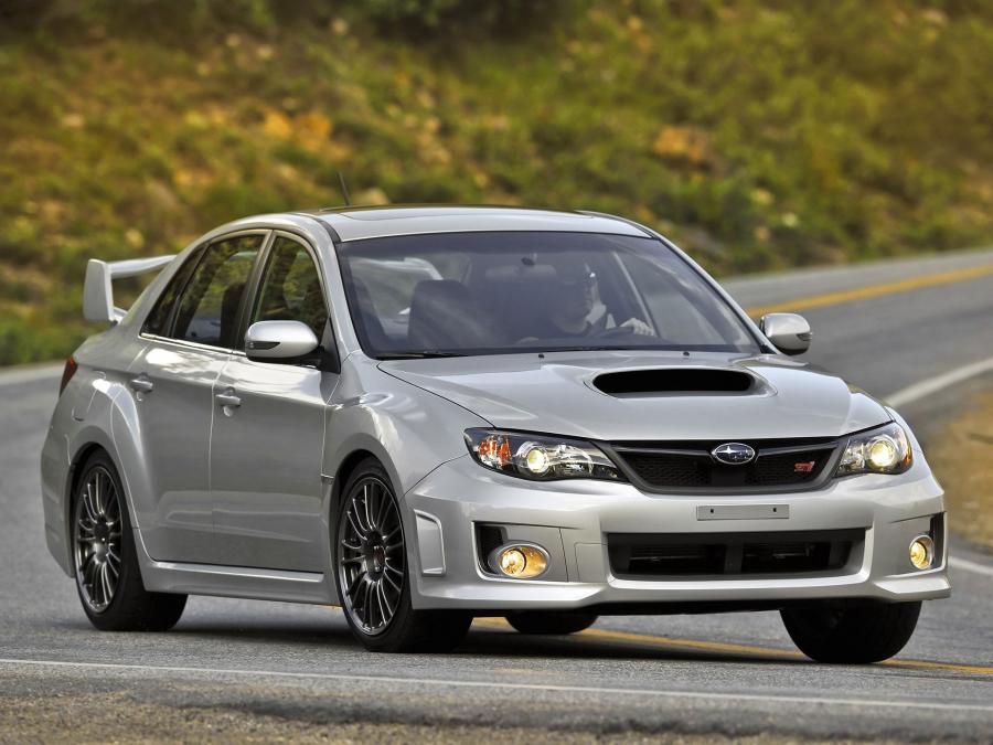  Subaru Impreza WRX STi Sedan 2010 года  (US) (фото 11 из 33)